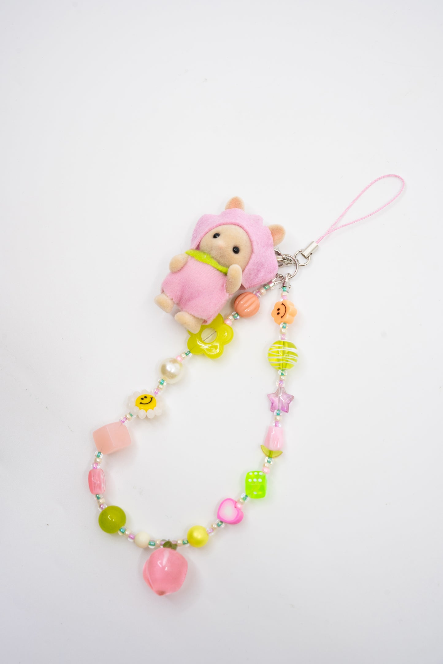 Mangekyo - Sylvanian Families v4 - Baby Fruit Party Baby Chocolate Rabbit Beaded Phone Charm Trinket (Peach)
