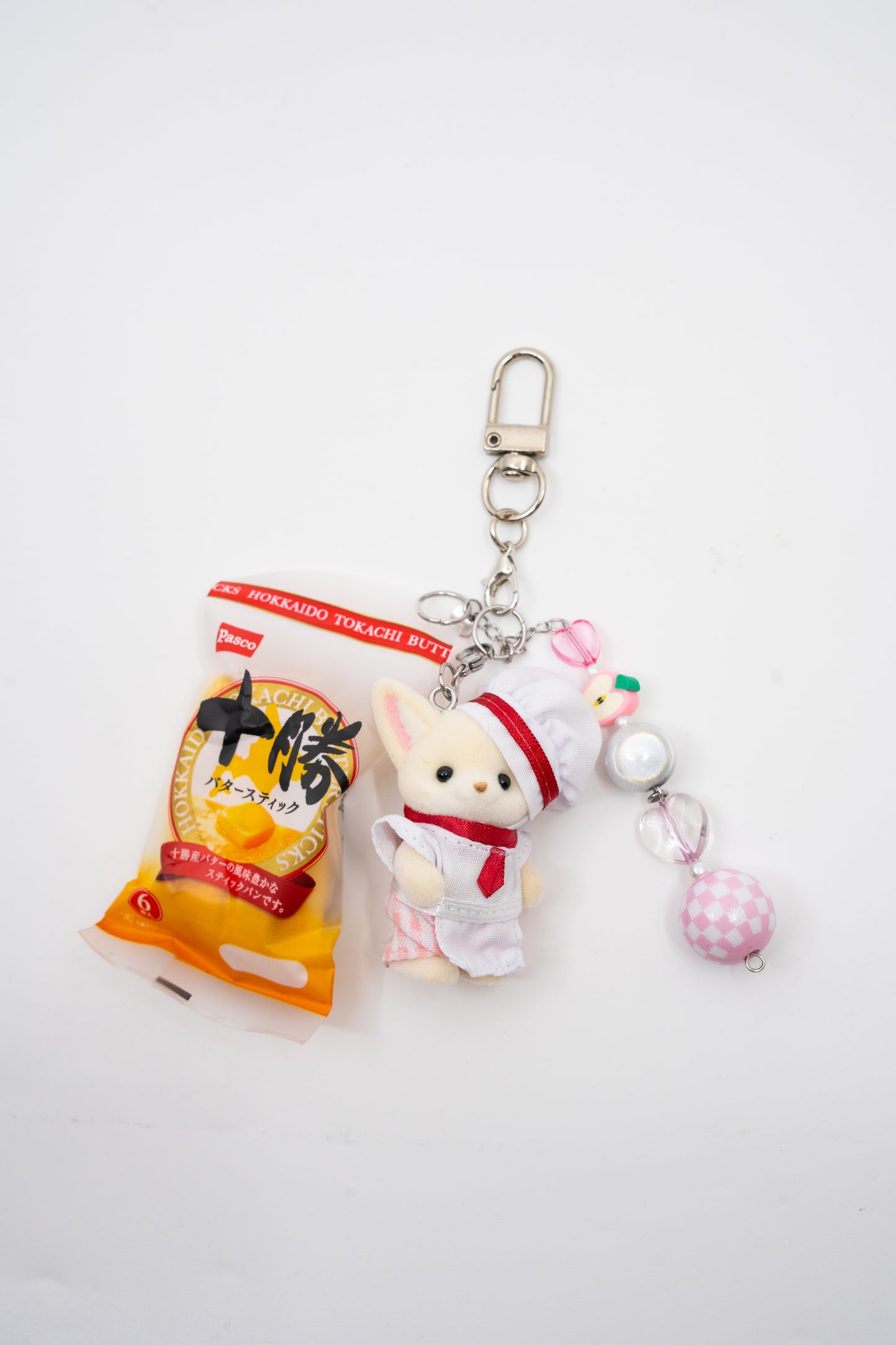 Mangekyo - Sylvanian Families v4 - Kitchen Baby Fennec Fox Beaded Keychain Trinket