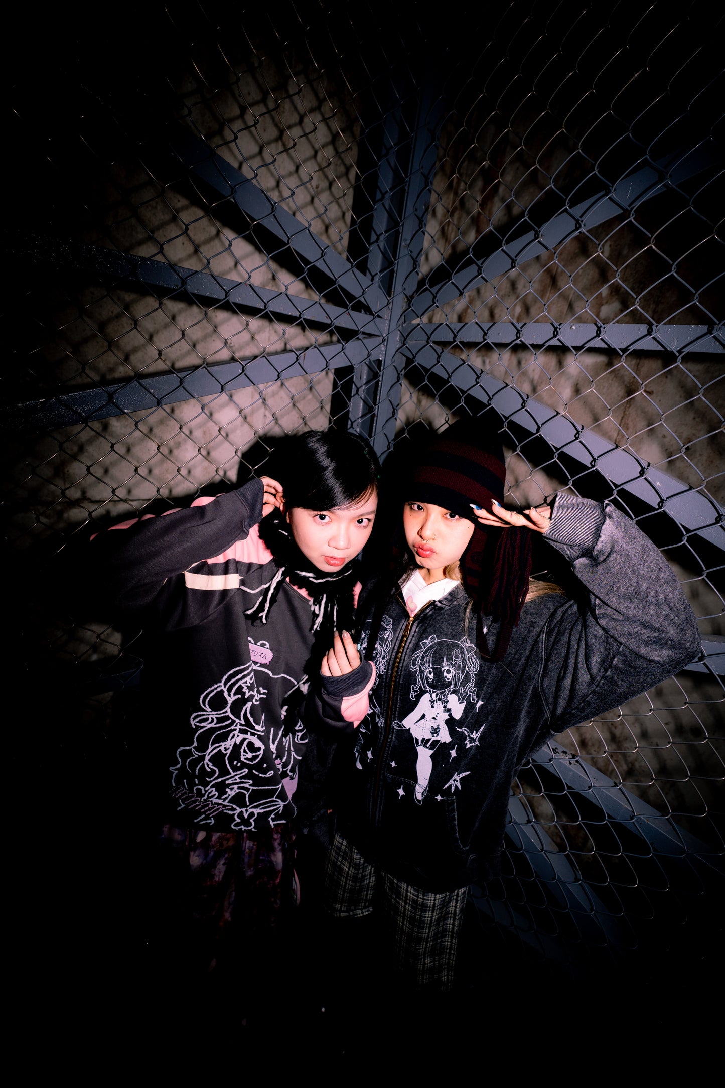 PRISM - Piko Sweatshirt (Pink Sleeve and Brown)